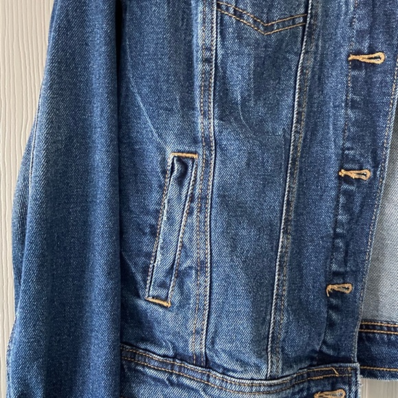 Universal Thread Jean Jacket - Picture 2 of 2